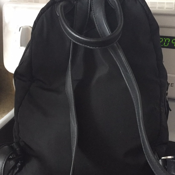 small backpack - Picture 3 of 3